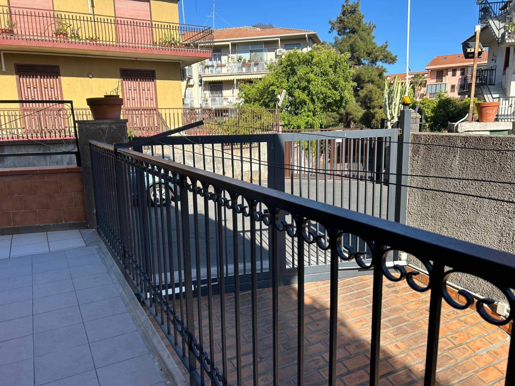 Appartamento Relax - Mare Cannizzaro - Aci Castello Catania Luaran gambar